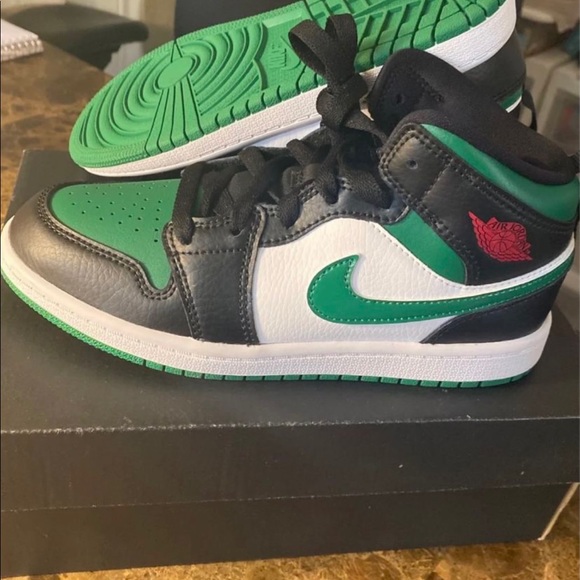 Pine greens 2y brand new - Picture 3 of 4